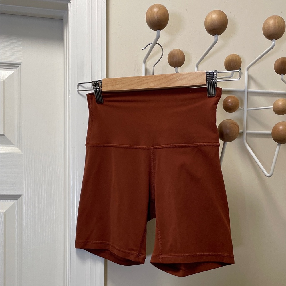 Lululemon - Classic Yoga Shorts - Brown Red - 4